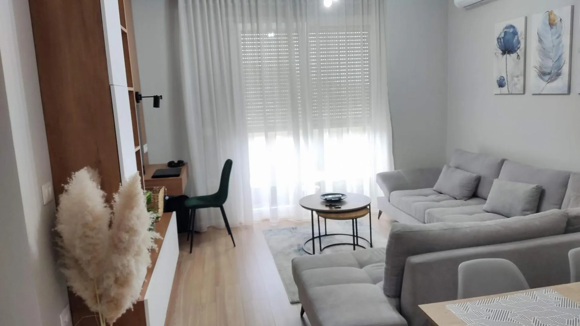 Golden View Tirana Apartment Албания